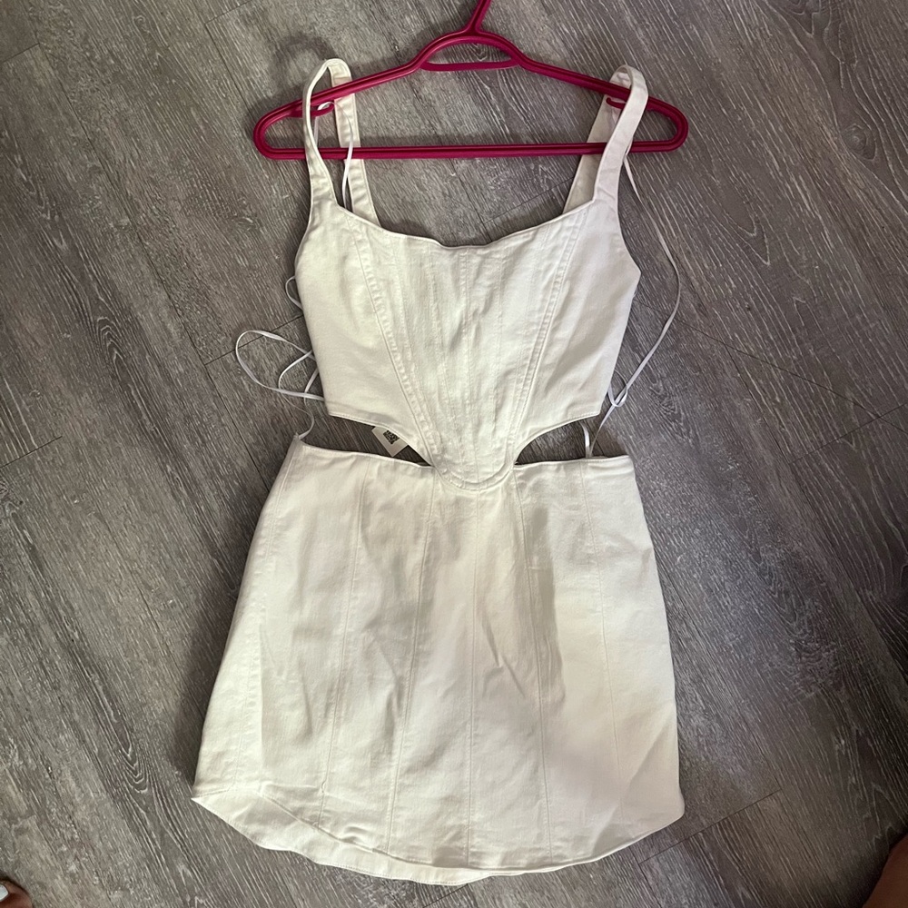 SOLD ‼️ ZARA White Denim Dress